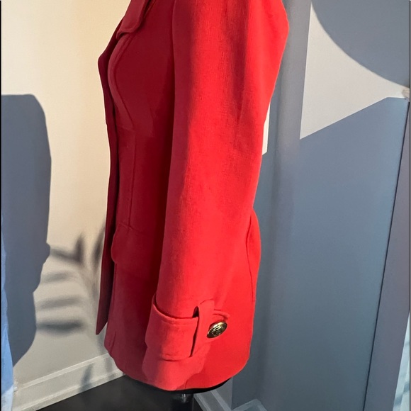 Vibrant and stylish orange trench coat - Picture 6 of 9